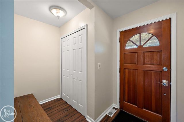 3219 Newark Road, Attica Twp, MI 48412