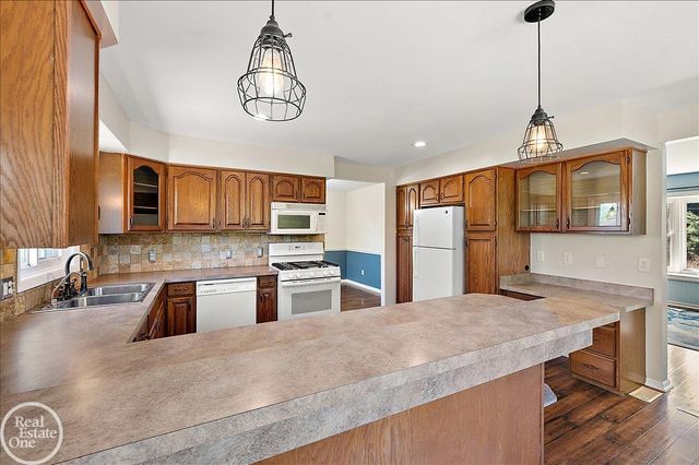 3219 Newark Road, Attica Twp, MI 48412
