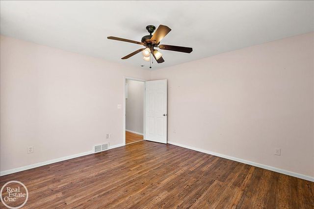 3219 Newark Road, Attica Twp, MI 48412