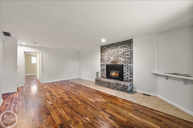 3219 Newark Road, Attica Twp, MI 48412