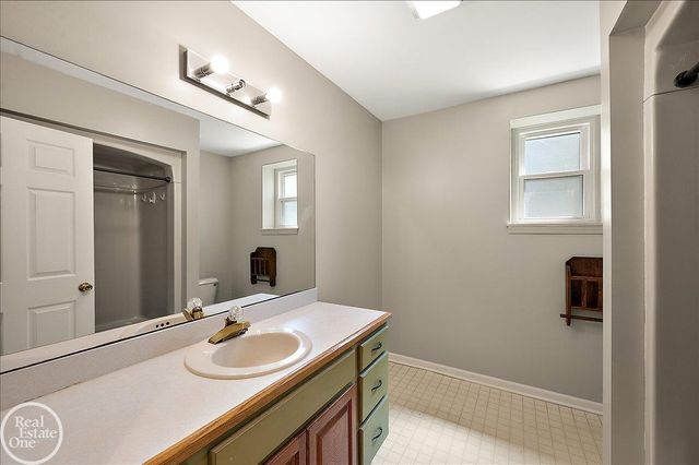 3219 Newark Road, Attica Twp, MI 48412