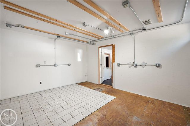 3219 Newark Road, Attica Twp, MI 48412
