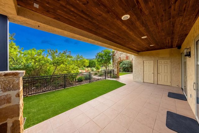 521 Guadalupe St, Kerrville, TX 78028