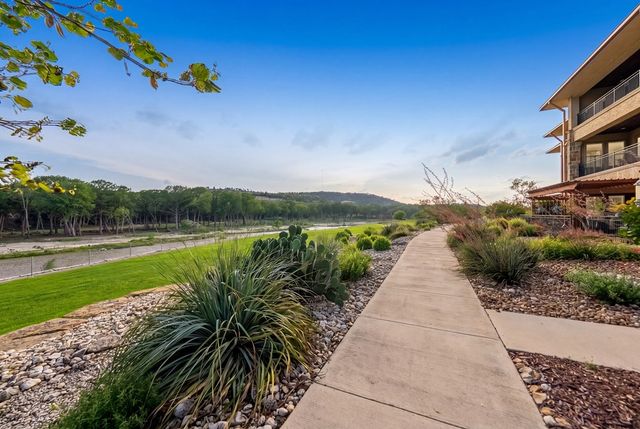 521 Guadalupe St, Kerrville, TX 78028