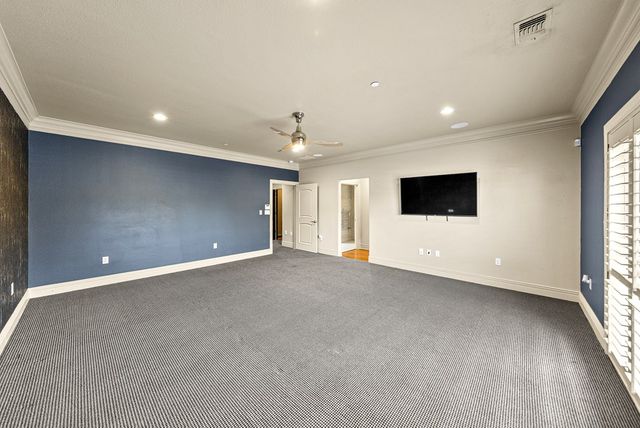 521 Guadalupe St, Kerrville, TX 78028