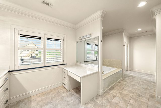 521 Guadalupe St, Kerrville, TX 78028