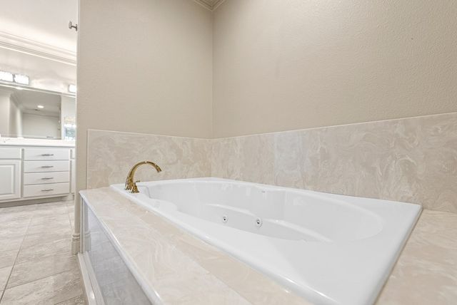 521 Guadalupe St, Kerrville, TX 78028