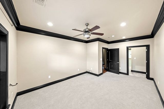 521 Guadalupe St, Kerrville, TX 78028