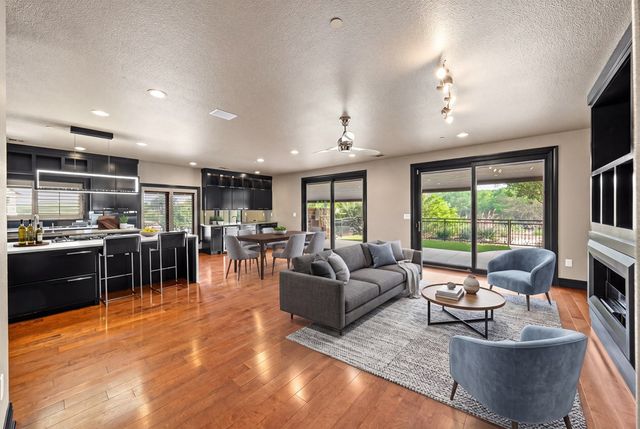 521 Guadalupe St, Kerrville, TX 78028