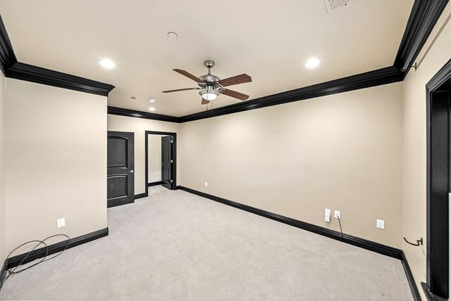 521 Guadalupe St, Kerrville, TX 78028