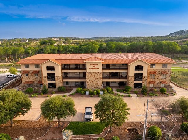 521 Guadalupe St, Kerrville, TX 78028