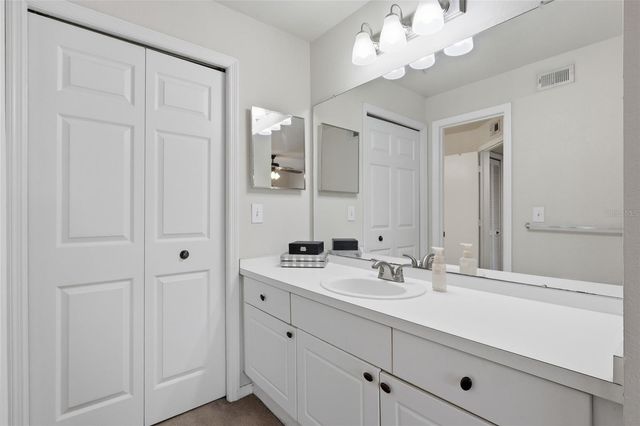 4201 WOODSTORKS WALK WAY 3210, Lutz, FL 33558