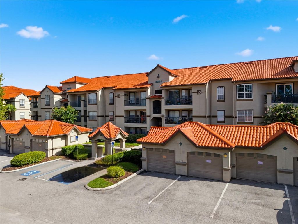 4201 WOODSTORKS WALK WAY 3210, Lutz, FL 33558