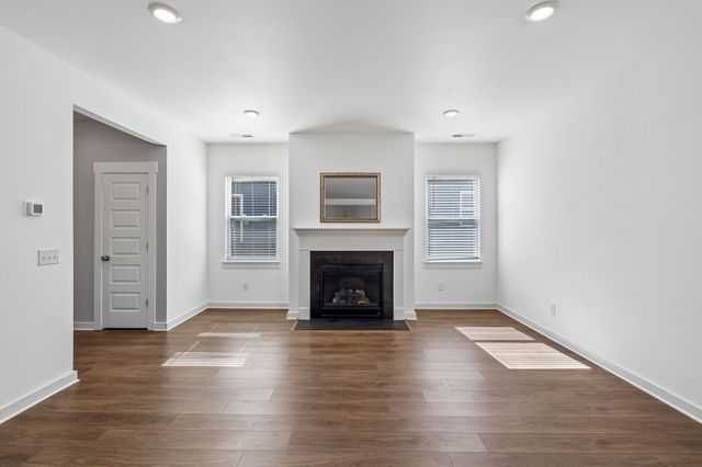 167 Harvest Point Blvd, Spring Hill, TN 37174