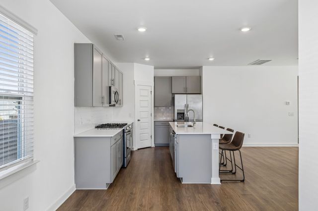 167 Harvest Point Blvd, Spring Hill, TN 37174