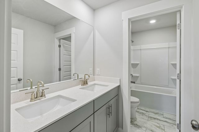 167 Harvest Point Blvd, Spring Hill, TN 37174