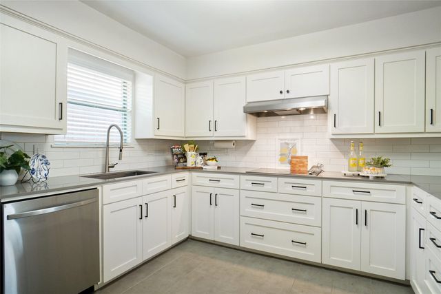 1318 Huntington Drive, Richardson, TX 75080