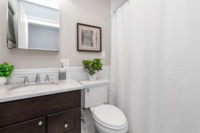 15 Sparhawk St 4, Boston, MA 02135