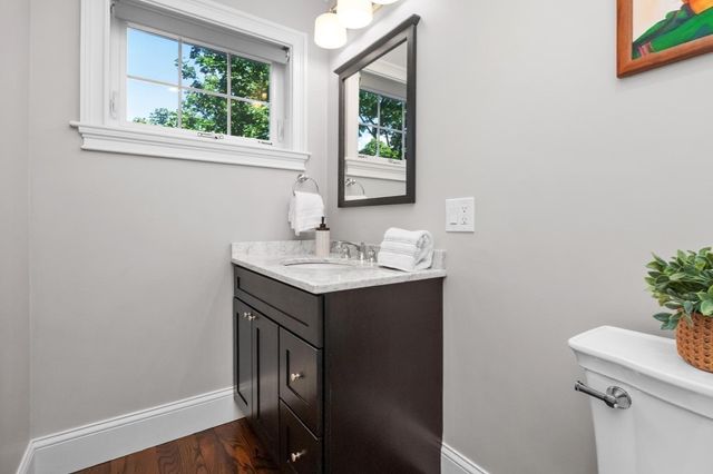15 Sparhawk St 4, Boston, MA 02135
