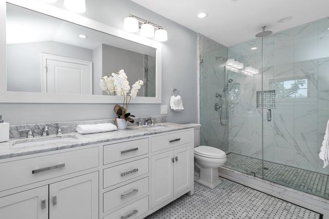 15 Sparhawk St 4, Boston, MA 02135