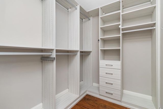 15 Sparhawk St 4, Boston, MA 02135