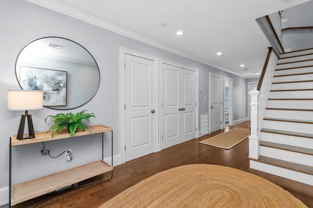 15 Sparhawk St 4, Boston, MA 02135