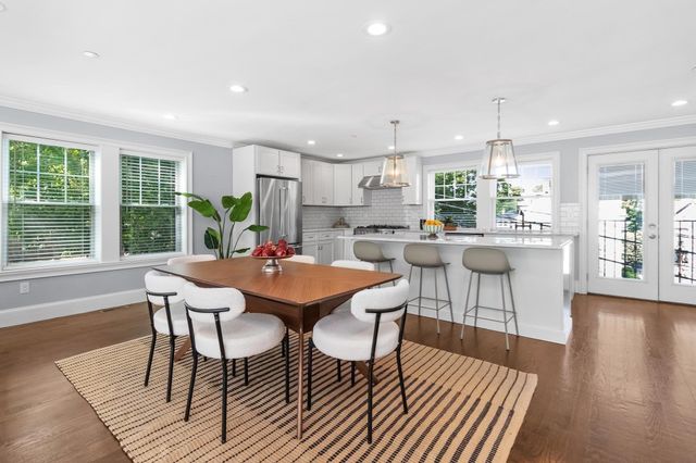 15 Sparhawk St 4, Boston, MA 02135