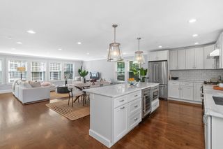 15 Sparhawk St 4, Boston, MA 02135