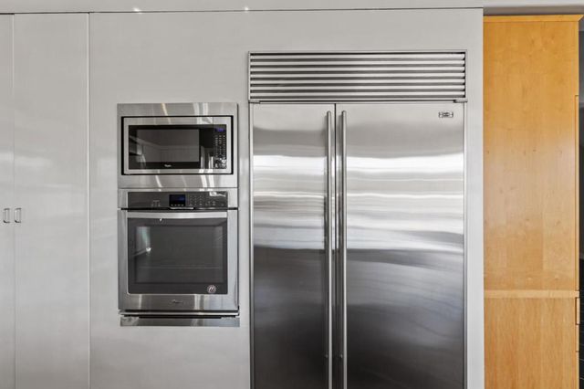 15 Boroughwood Place, Hillsborough, CA 94010