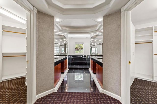 15 Boroughwood Place, Hillsborough, CA 94010