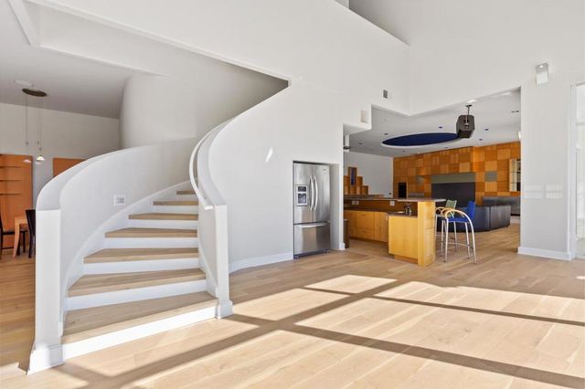 15 Boroughwood Place, Hillsborough, CA 94010