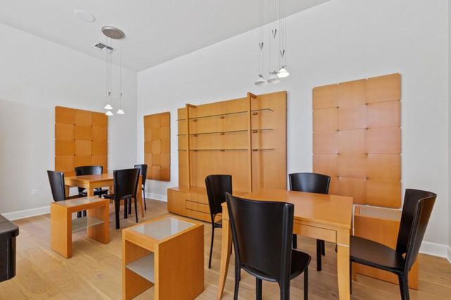 15 Boroughwood Place, Hillsborough, CA 94010