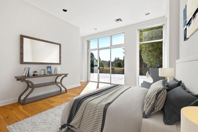 15 Boroughwood Place, Hillsborough, CA 94010