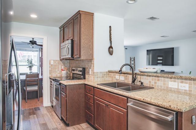 609 Hillside Road, Colleyville, TX 76034