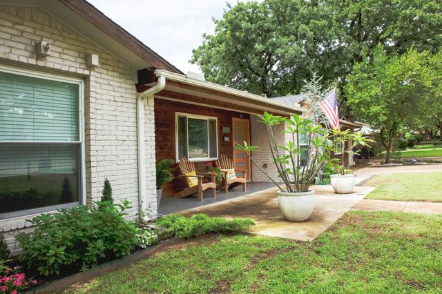 609 Hillside Road, Colleyville, TX 76034