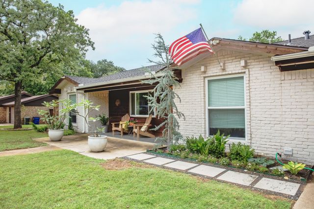 609 Hillside Road, Colleyville, TX 76034