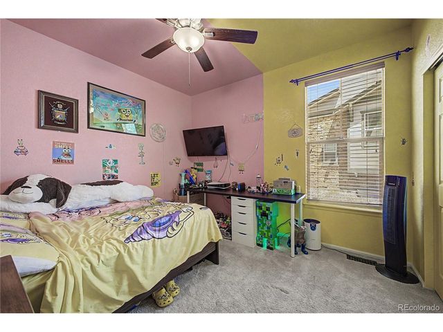 152 N Biloxi Way, Aurora, CO 80018