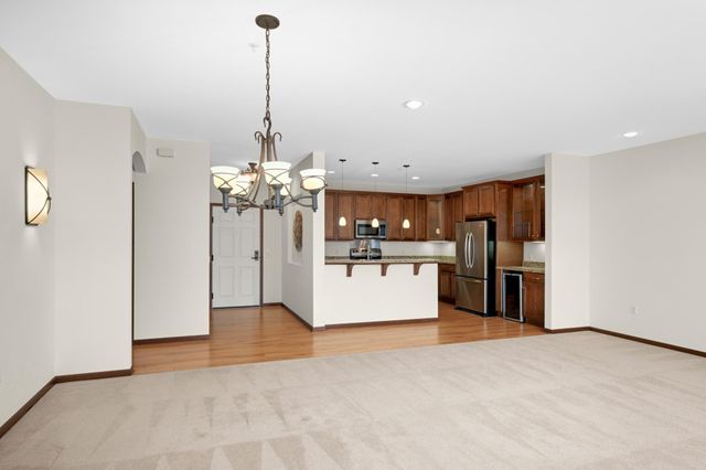 7100 Metro Boulevard 223, Edina, MN 55439