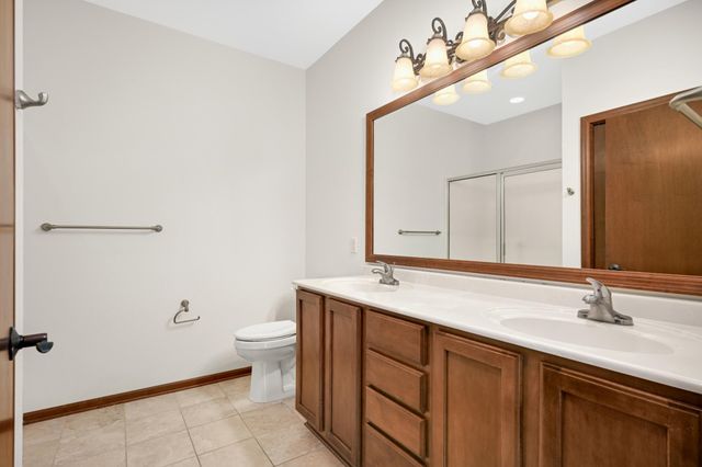 7100 Metro Boulevard 223, Edina, MN 55439
