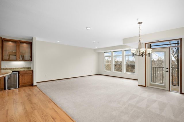 7100 Metro Boulevard 223, Edina, MN 55439