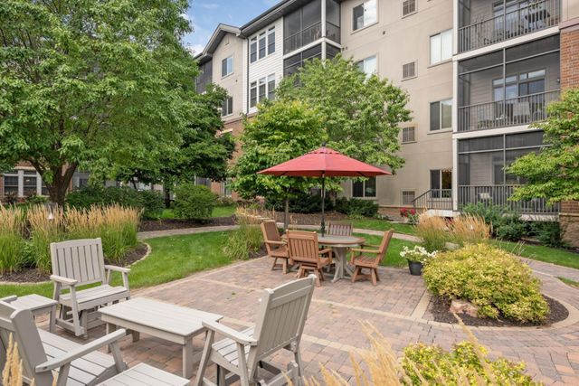 7100 Metro Boulevard 223, Edina, MN 55439