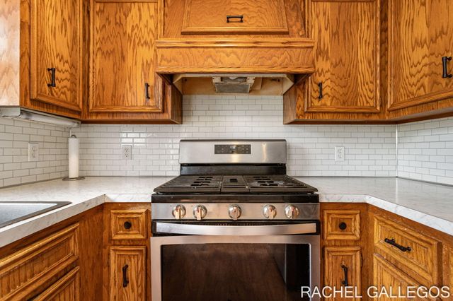 785 Easy Court, Holland, MI 49423