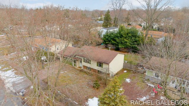 785 Easy Court, Holland, MI 49423