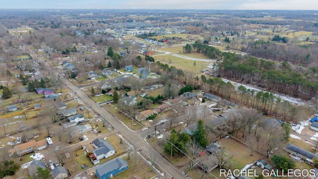 785 Easy Court, Holland, MI 49423