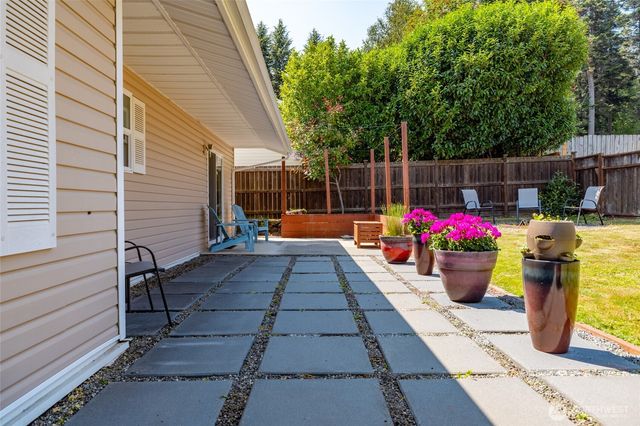 6157 Parkside Drive, Anacortes, WA 98221