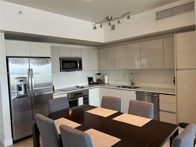 2600 E Hallandale Beach Blvd T3107, Hallandale Beach, FL 33009