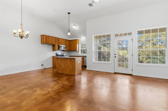 205 Homestead RD, Kyle, TX 78640