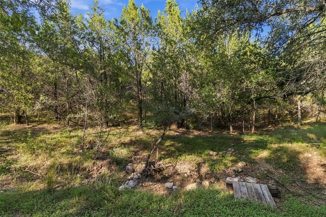205 Homestead RD, Kyle, TX 78640
