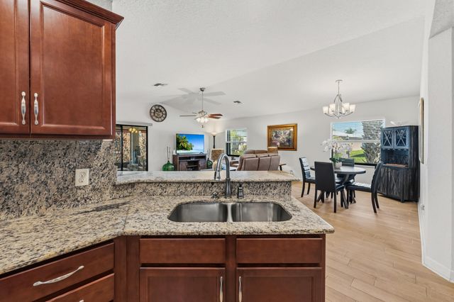 6700 Dulce Real Avenue, Fort Pierce, FL 34951