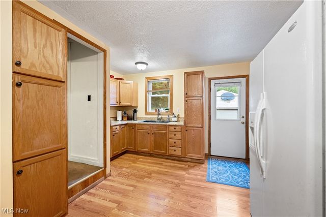 1706 40th Street NW, Canton, OH 44709